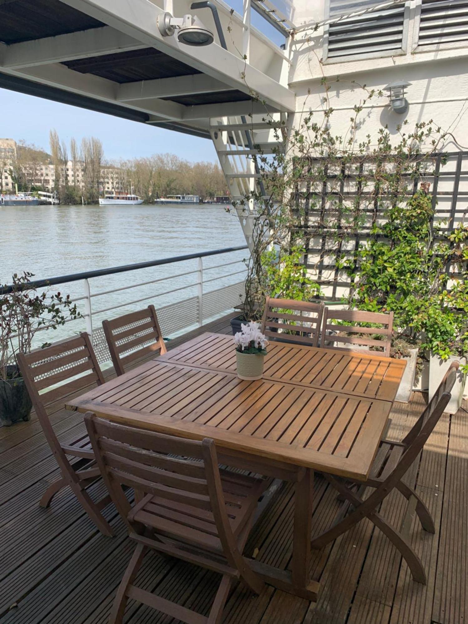 Apartamento Loft Sur L'Eau Avec Parking París Exterior foto